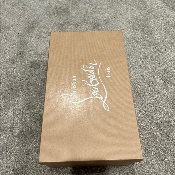 CHRISTIAN LOUBOUTIN DUNISS COOL VINYL & LEATHER SANDAL - Picture 4 of 4